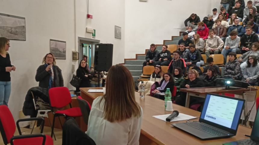 All’Agrario l’incontro su violenza di genere e abusi: “Agevolare il cambiamento culturale”