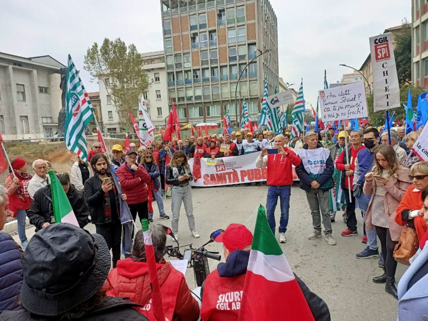 M5s: "Accanto a sindacati e cittadini per una sanità pubblica giusta ed efficiente"