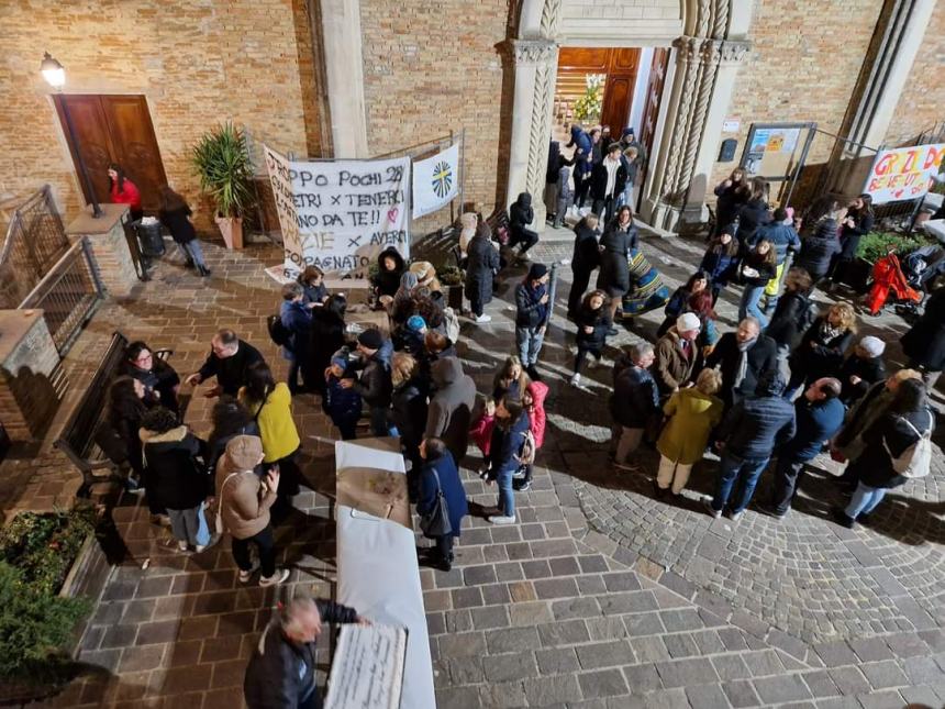 Grande emozione per l'arrivo di don Andrea Manzone nella comunità di Pollutri