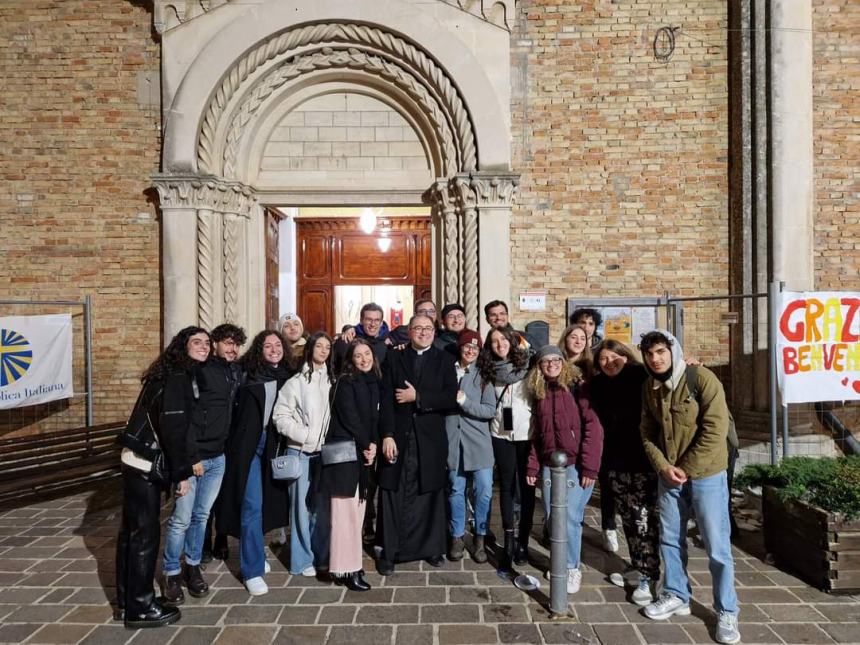 Grande emozione per l'arrivo di don Andrea Manzone nella comunità di Pollutri