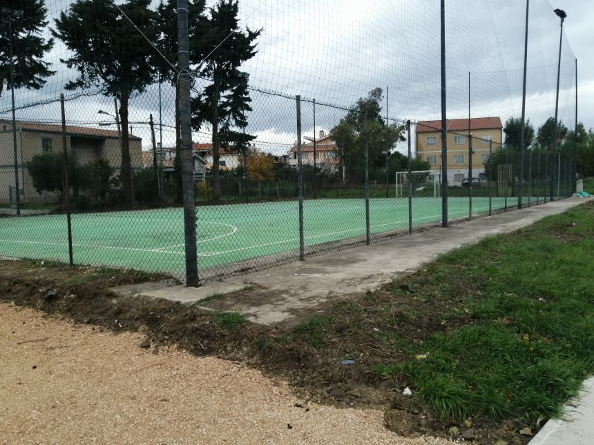 Campetto di Sant'Antonio Abate: nuova rete, pulizia e una stradina che agevola la mobilità 