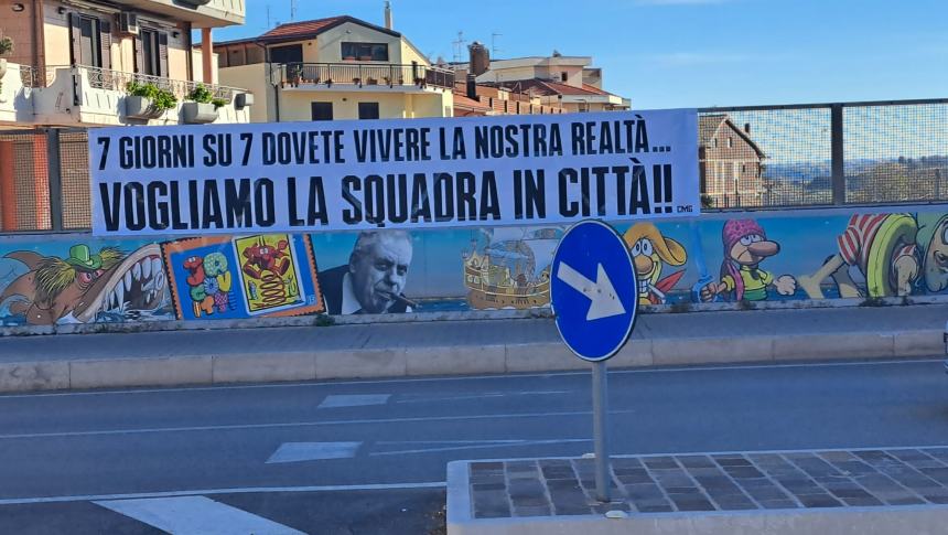 La protesta dei tifosi