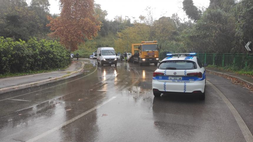 Incidente in viale Padre Pio, 3 feriti