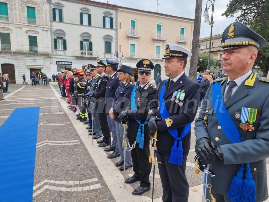 La commemorazione del 4 novembre in piazza Monumento