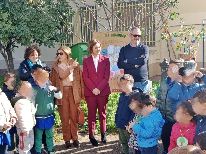 Festa dell'albero: "La scuola è il miglior terreno fertile per seminare valori virtuosi"