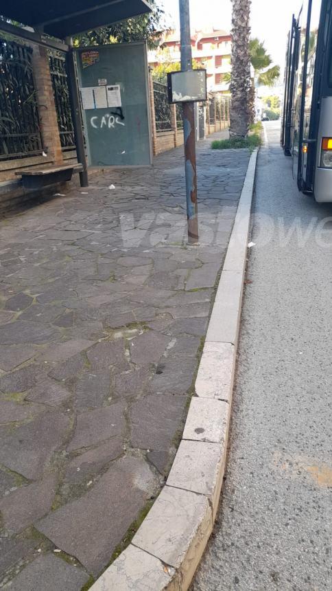 Si rifiuta di far salire un disabile sul bus, l'azienda: "Ora indagine interna"