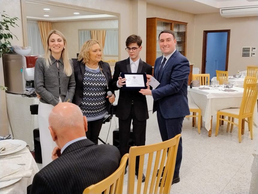 Lion Club Vasto Vittoria Colonna, a Emanuele Santoro il premio "Giovani talenti"