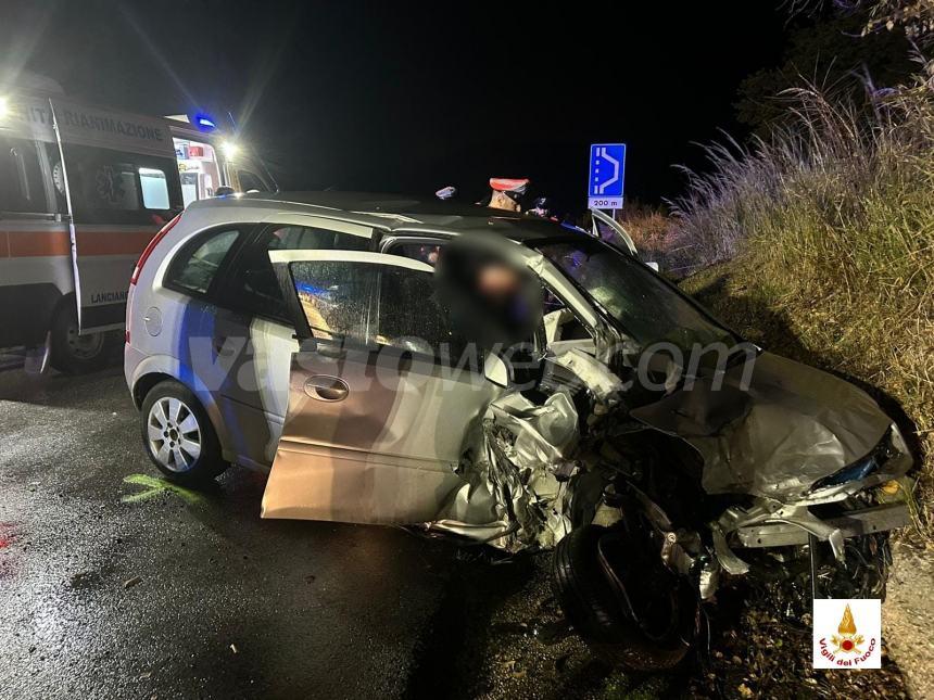 Scontro tra tre auto sulla Trignina: 3 feriti, 1 in condizioni più gravi