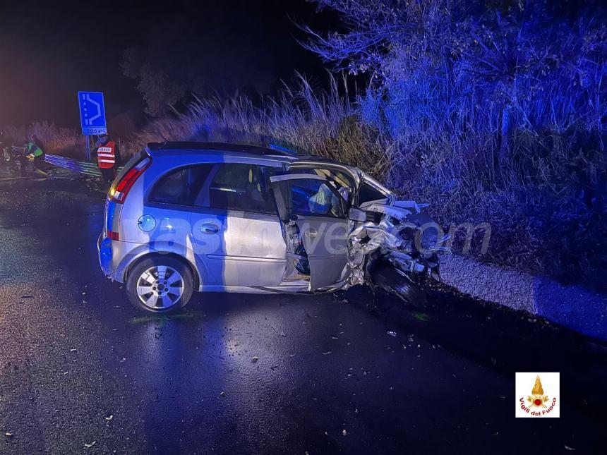 Scontro tra tre auto sulla Trignina: 3 feriti, 1 in condizioni più gravi