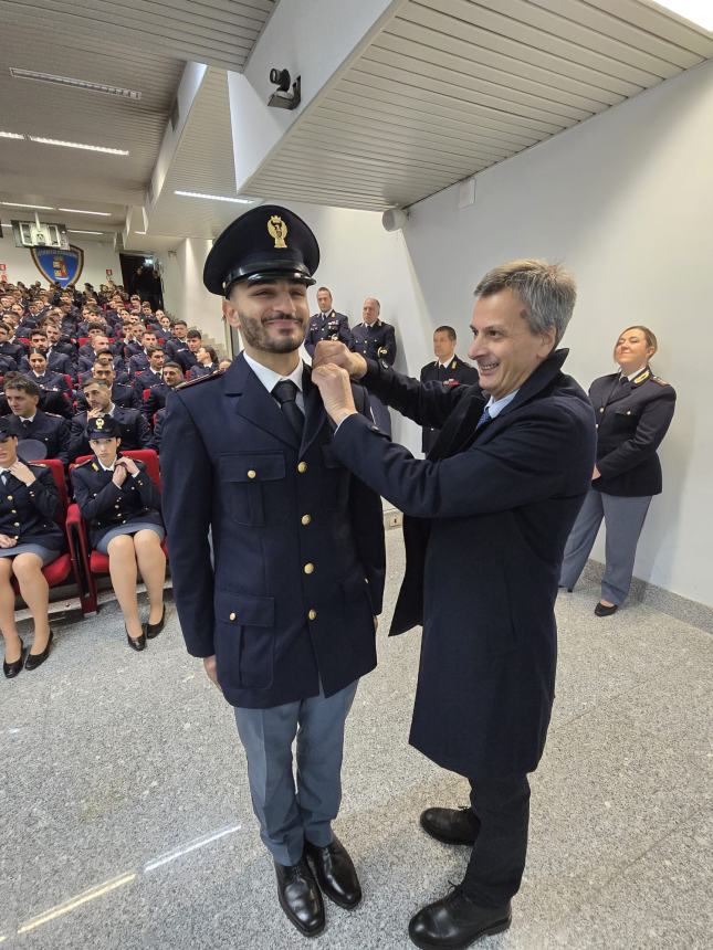 Consegna degli Alamari al 227° corso della Scuola Allievi Agenti "Giulio Rivera"