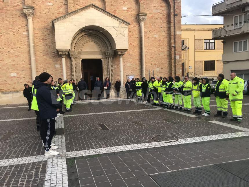 Il commosso saluto della comunità sansalvese a Maria Teresa Pelusi 