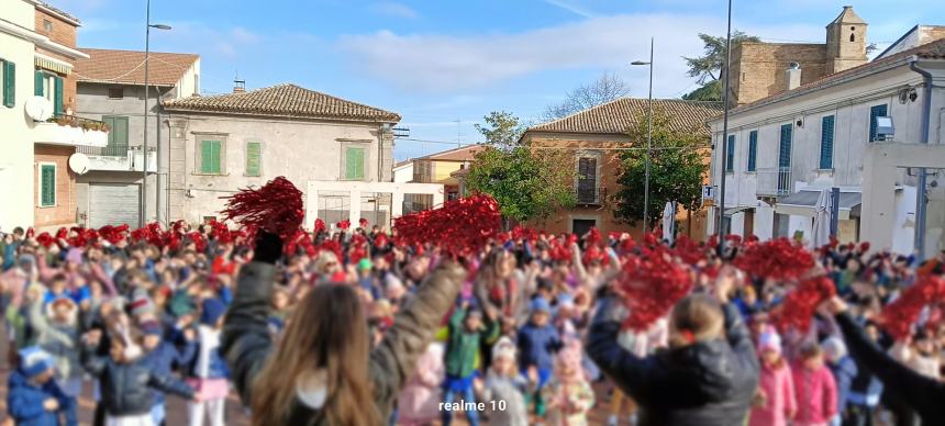 Inclusione: spettacolo a Monteodorisio con il flash mob degli alunni del "Cosimo Ridolfi"