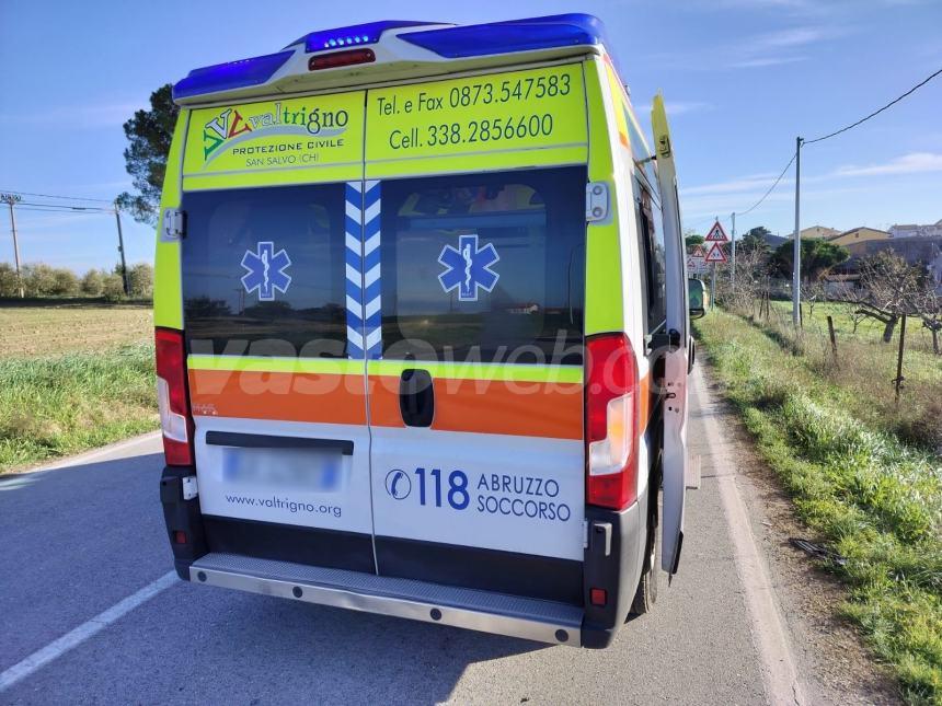 Scontro tra due vetture in via San Lorenzo, due feriti al San Pio