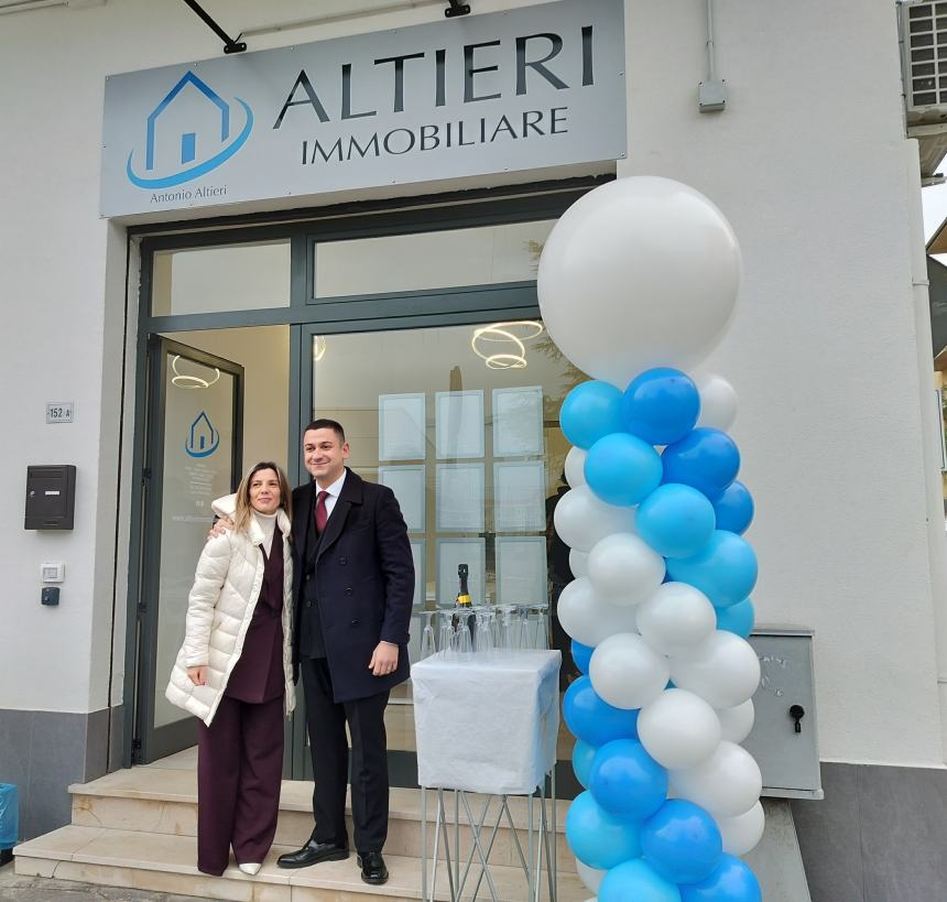 Inaugurata a Vasto la "Altieri Immobiliare": "Se lo sogni puoi farlo"