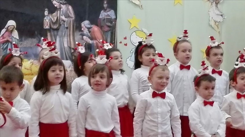 La recita dei bambini della scuola "Bambin Gesù"