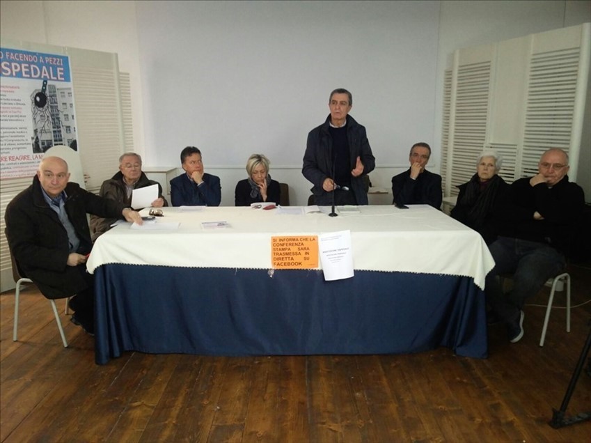 Conferenza del Comitato in difesa del "San Pio"