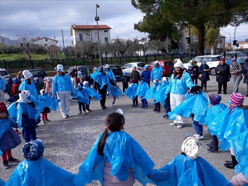 Festa di Carnevale con i bimbi della scuola dell'infanzia San Lorenzo e della scuola primaria Sant'Antonio in San Lorenzo