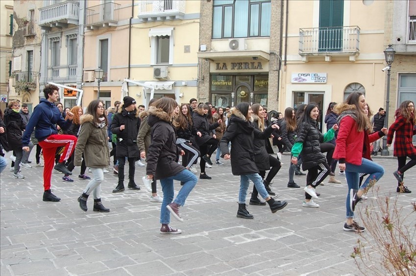 Flash Mob contro la violenza sulle donne