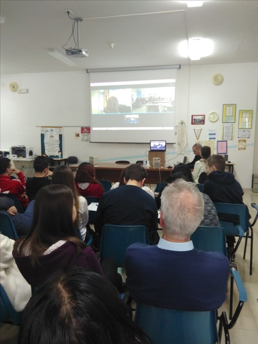 ​ITE Gissi - ITE Casalbordino aderiscono all'iniziativa "Petali rosa -Digitaldonna"