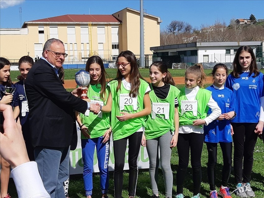 Gli atleti della scuola "Paolucci" conquistano 3 coppe alla corsa campestre di Chieti