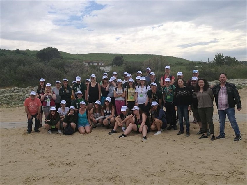 Studenti del Belgio sulla spiaggia di Casalbordino
