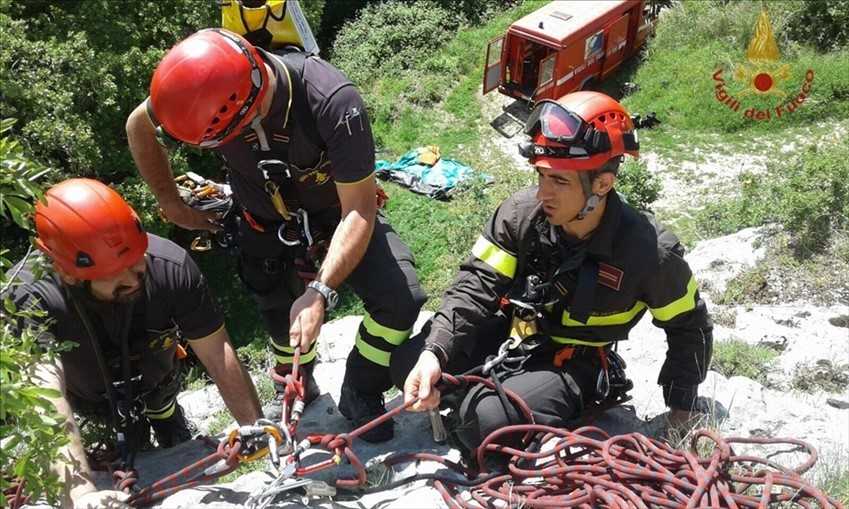Esercitazione dei Vigili del fuoco nel soccorso alpino e fluviale