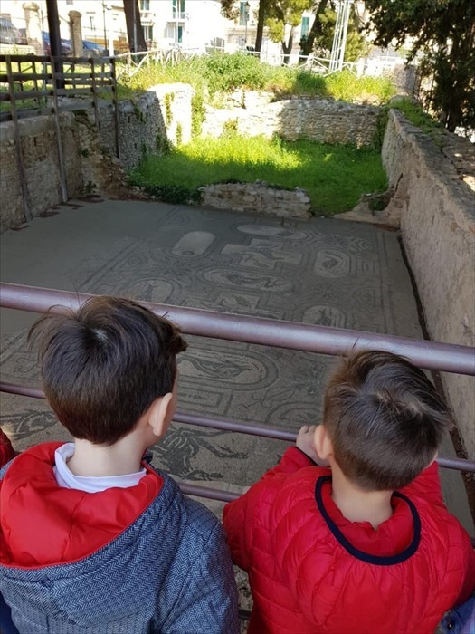 I bambini della Scuola dell’infanzia "Santa Lucia" alla scoperta delle Terme Romane