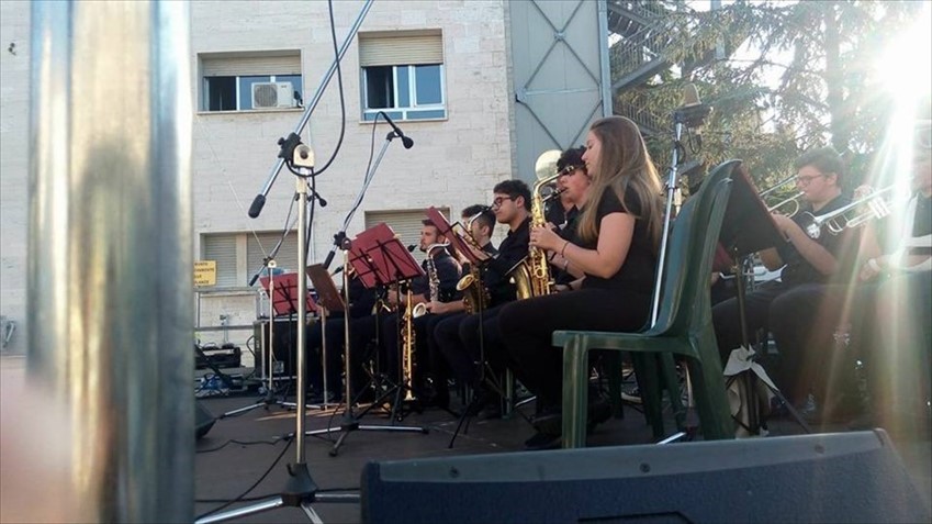 Un grande concerto in ospedale con la Ricoclaun e la Mattioli Big Band