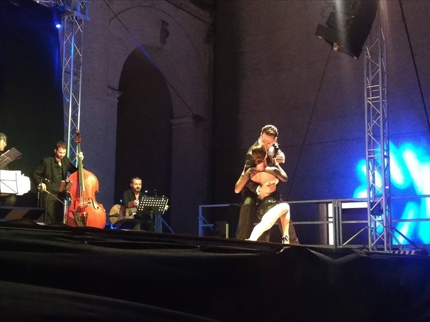 Emozioni intense a Palazzo d'Avalos con il "Quintetto del Angel - Le Grand Tango"