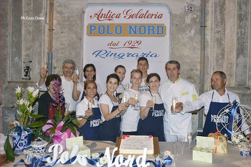 Grande festa a Casalbordino con la gelateria "Polo Nord", prima in Abruzzo