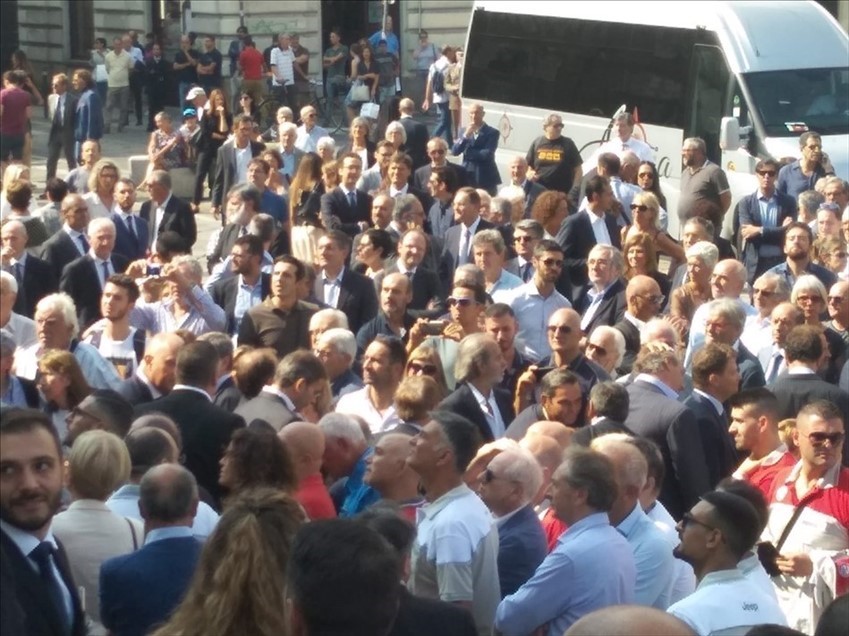Commemorazione di Marchionne a Torino