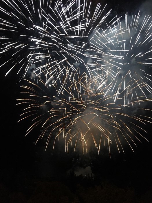 I The Kolors ed i fuochi d'artificio chiudono le festività di San Michele