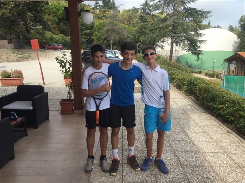 Tennis, amichevole tra il circolo Boselli e la Tennis Training School di Foligno