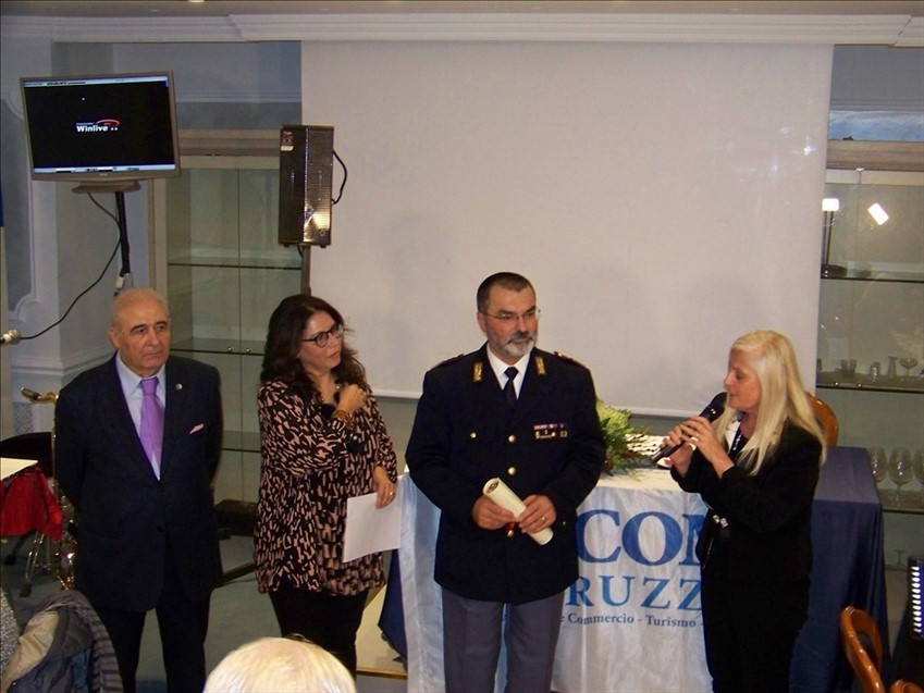 Ascom Abruzzo: riconoscimenti alla Polizia, a Luca Ortu e Lucio Venditti