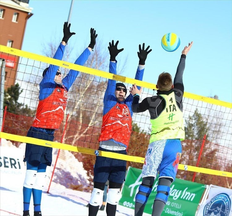 Snow Volleyball European Tour 2019​, il team Vastese chiude nono