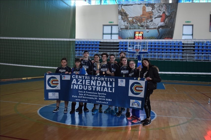 Scuolavolley 2019: gli studenti del Mattei di Vasto hanno vinto il torneo allievi