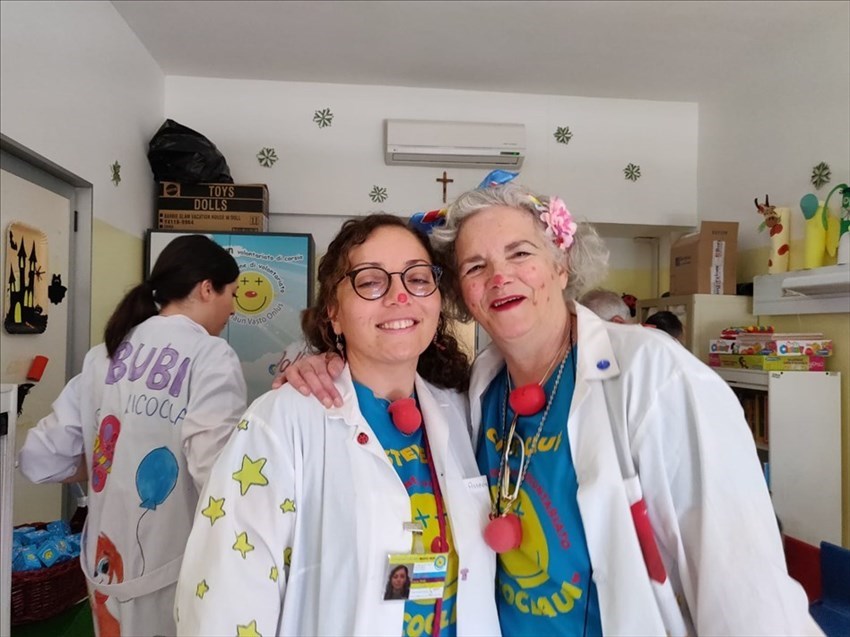 Festosi auguri in Ospedale dalla Ricoclaun per donare attimi di felicità