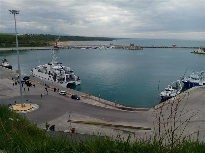 Al Porto di Vasto oggi Aretusa la nave della Marina Militare, visite a bordo per due giorni