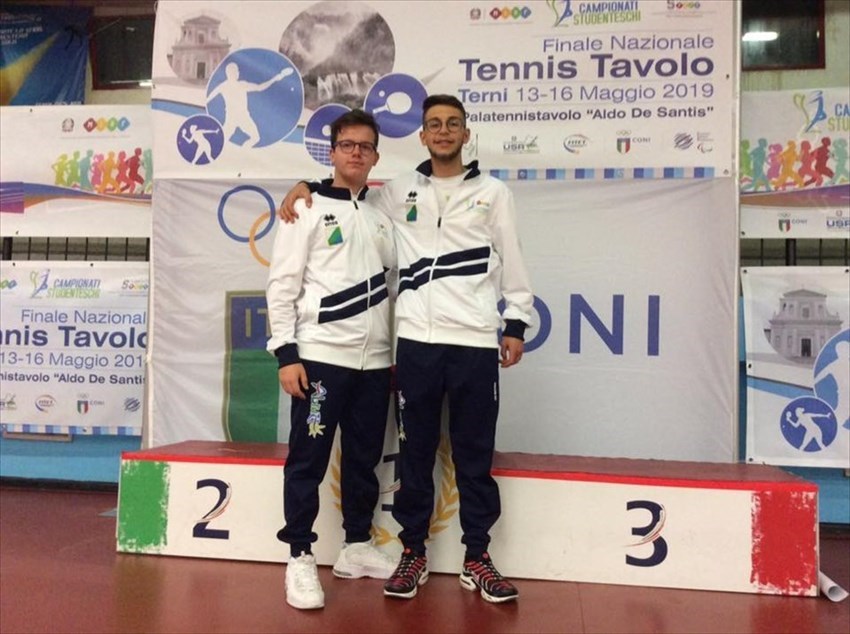 Il Mattei e il Mattioli alle finali di tennistavolo a Terni