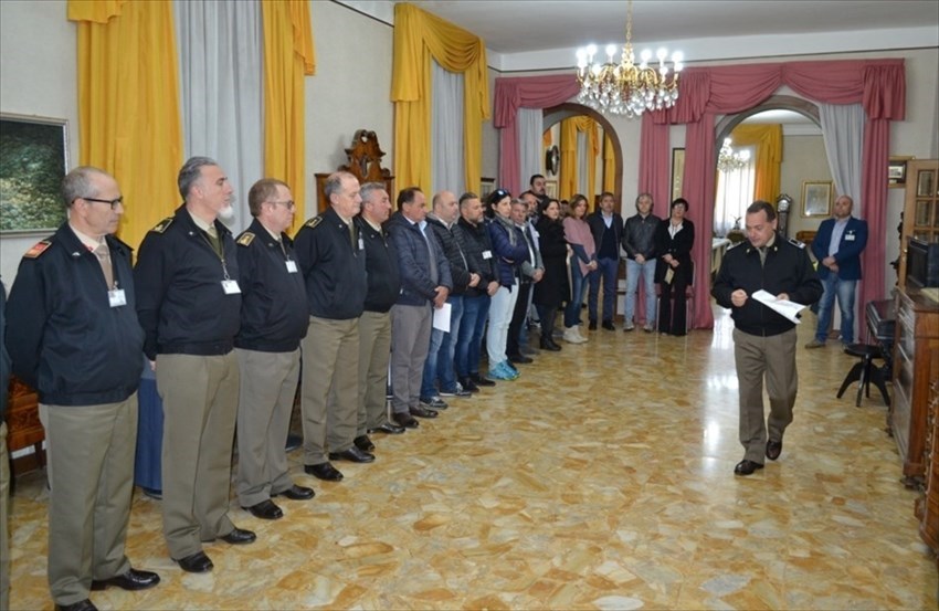 Premiati a L'Aquila i dipendenti civili dell'amministrazione della Difesa