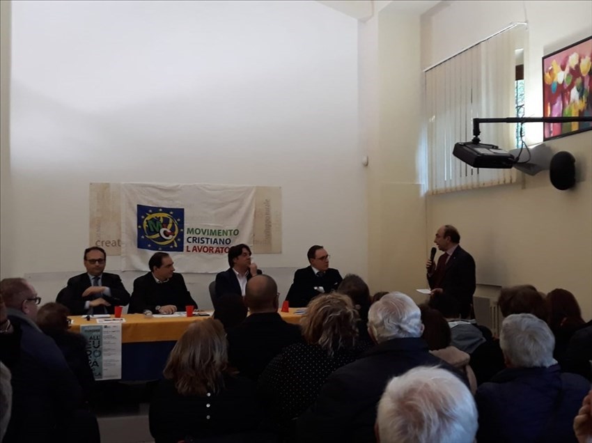 A Campobasso e Termoli riscuote successo il manifesto “Si all’Europa per farla"