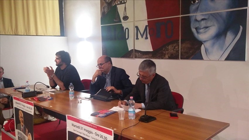 Massimo Paolucci e  Pier Luigi Bersani a Vasto