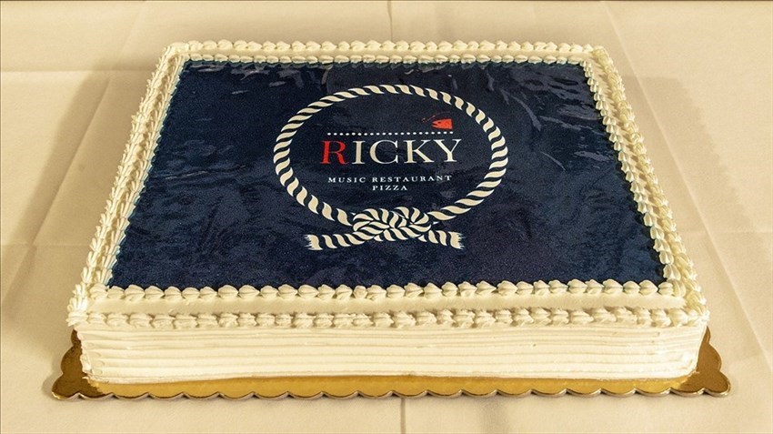 Ricky: il nuovo ristorante e pizzeria a Rio Vivo