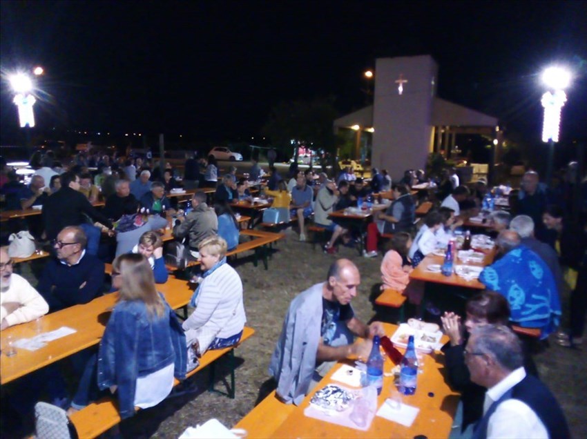 Musica, buon cibo e divertimento alla Festa di San Pio a Villalfonsina