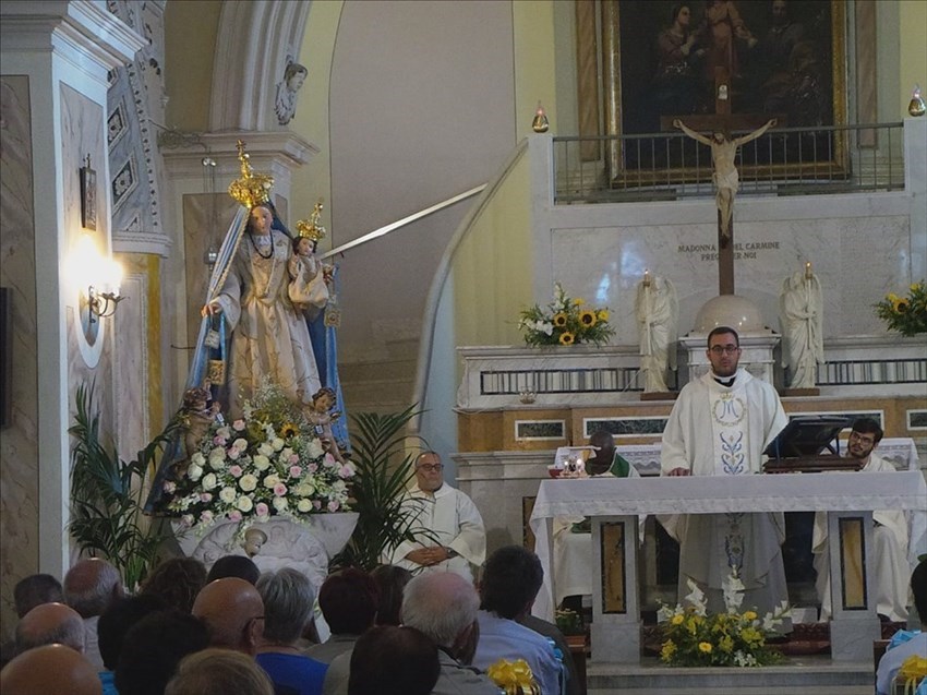 La processione della Madonna S.S. Del Carmine a Palmoli