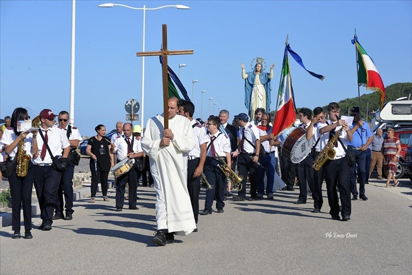 A Casalbordino Lido la tradizionale processione per la festa dell'Assunta