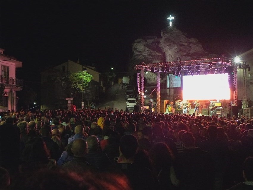 Il concerto dei Nomadi a Guardiabruna
