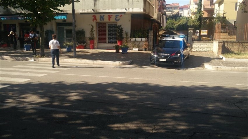 31enne investito da un'auto in Corso Mazzini, trasferito in ospedale