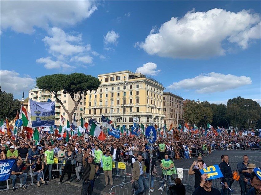 In tanti da Vasto e dall'Abruzzo a Roma per la manifestazione della Lega