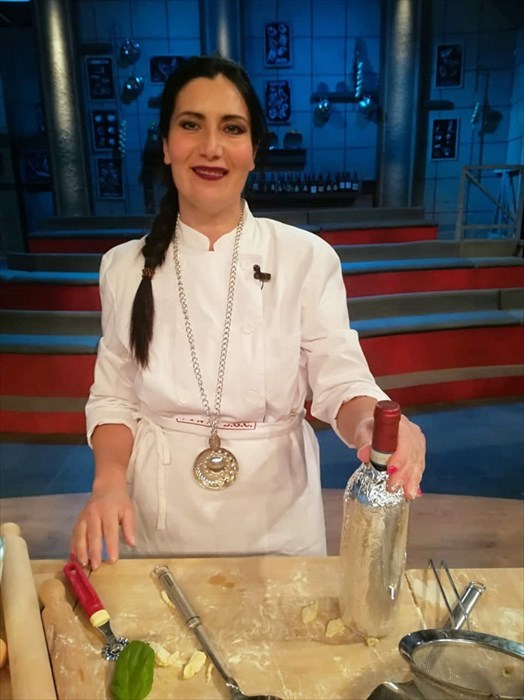 La chef casalese Valentina Oltremonte ospite di Alessandro Borghese